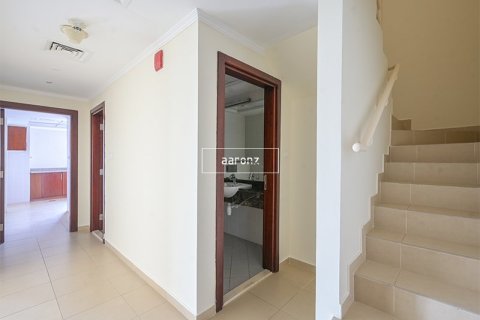 Appartement à Jumeirah Lake Towers, Dubai, 2 chambres, 184.3 m², № 58091 - photo 14