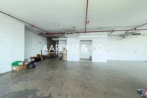 Bureau à Jumeirah Lake Towers, Dubai, 140 m², № 58092 - photo 15