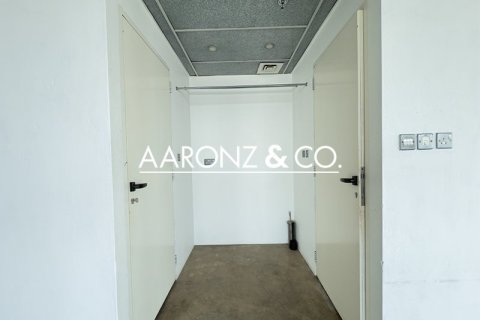 Bureau à Jumeirah Lake Towers, Dubai, 140 m², № 58092 - photo 14