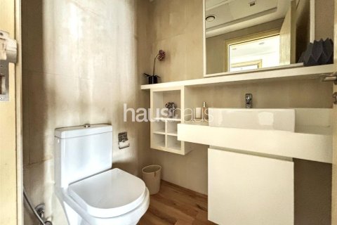 Apartment in Jumeirah Beach Residence, Dubai 2 bedrooms, 152 sq.m. № 44600 - photo 16