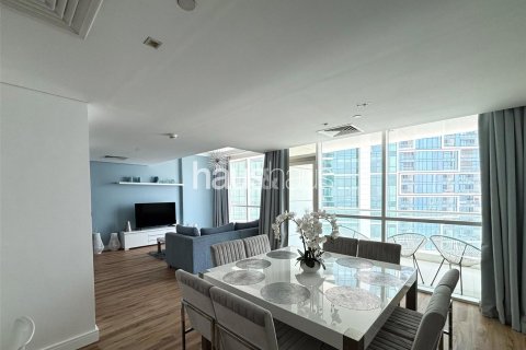 Apartment in Jumeirah Beach Residence, Dubai 2 bedrooms, 152 sq.m. № 44600 - photo 17