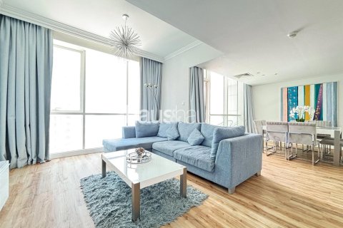 Apartment in Jumeirah Beach Residence, Dubai 2 bedrooms, 152 sq.m. № 44600 - photo 1