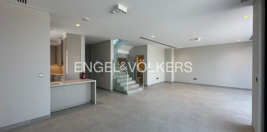Adosado en Mohammed Bin Rashid City, Dubai, 4 dormitorios, 263.5 m², № 6129