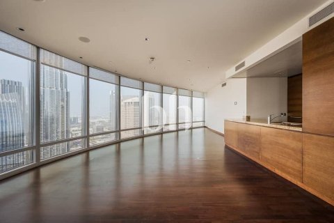Apartment in Downtown Dubai (Downtown Burj Dubai), Dubai 3 bedrooms, 217 sq.m. № 56328 - photo 1