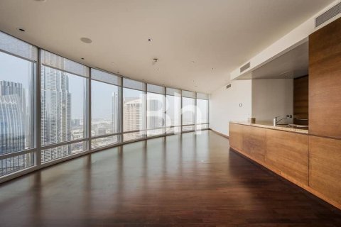 Apartment in Downtown Dubai (Downtown Burj Dubai), Dubai 3 bedrooms, 217 sq.m. № 56328 - photo 1