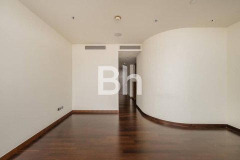 Apartment in Downtown Dubai (Downtown Burj Dubai), Dubai 3 bedrooms, 217 sq.m. № 56328 - photo 7