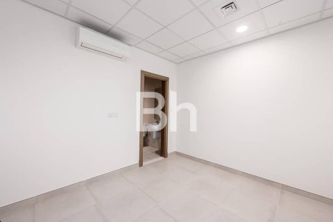 Снять в аренду виллу в Мохаммед Бин Рашид Сити, Дубай: 4 спальни, 695м², № 56346 - фото 2