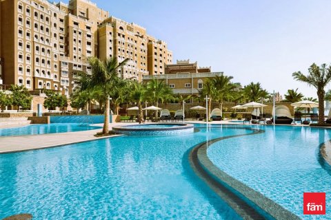 Hotel Apartment in Palm Jumeirah, Dubai 1 bedroom, 116.1 sq.m. № 60339 - photo 1