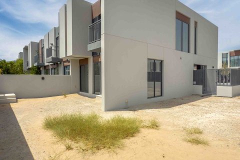 Adosado en Dubai, 3 dormitorios, 390 m², № 55706 - foto 25