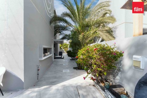 Adosado en Dubai, 3 dormitorios, 293.7 m², № 55707 - foto 4