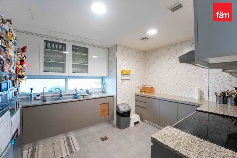 Adosado en Dubai, 3 dormitorios, 293.7 m², № 55707 - foto 8