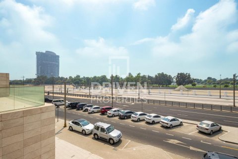 Apartment in Al Wasl, Dubai 3 bedrooms, 219.34 sq.m. № 128032 - photo 13
