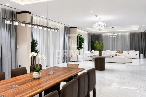 Villa in Dubai Hills Estate, Dubai 6 bedrooms, 1194.27 sq.m. № 128033 - photo 2