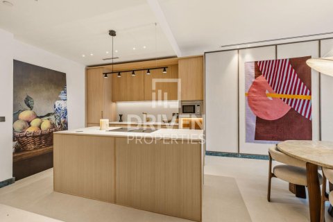 Apartment in Al Wasl, Dubai 2 bedrooms, 137.22 sq.m. № 135965 - photo 25