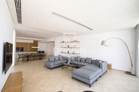 Apartment in Jumeirah Village Circle, Dubai 4 bedrooms, 511.8 sq.m. № 135966 - photo 7
