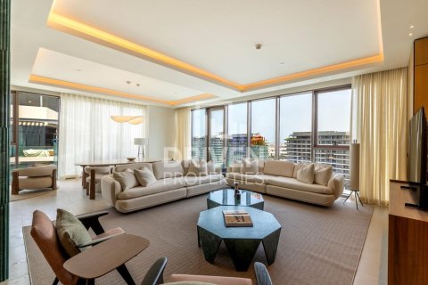 Apartment in Al Wasl, Dubai 3 bedrooms, 194.17 sq.m. № 135955 - photo 14