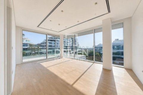 Appartement à Ashjar, Al Barari, Dubai, 2 chambres, 372.08 m², № 135962 - photo 6
