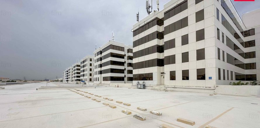 Building in Dubai 9280.8 sq.m. № 11526