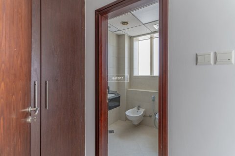 Apartamento en Jumeirah Lake Towers, Dubai, 3 dormitorios, 143.8 m², № 50952 - foto 11