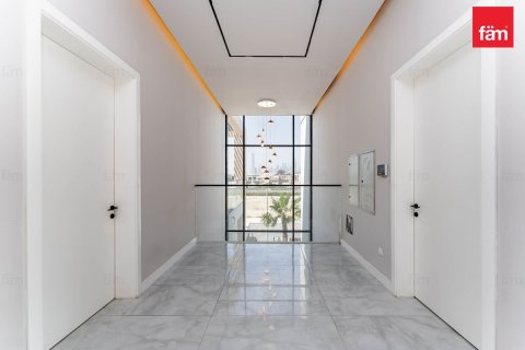 Villa à Dubai, 5 chambres, 756.9 m², № 11648 - photo 6