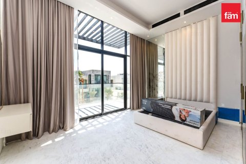 Villa à Dubai, 5 chambres, 756.9 m², № 11648 - photo 10