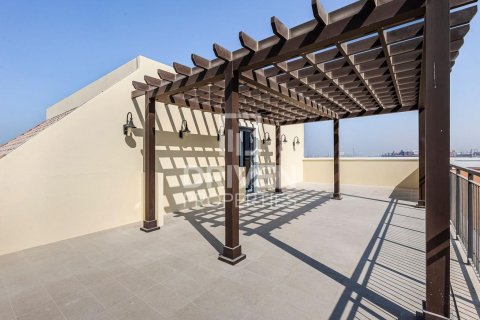 Ático en La Mer, Jumeirah, Dubai, 5 dormitorios, 822.47 m², № 136972 - foto 27