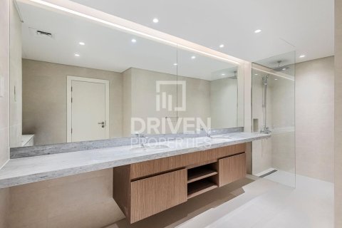 Ático en La Mer, Jumeirah, Dubai, 5 dormitorios, 822.47 m², № 136972 - foto 15