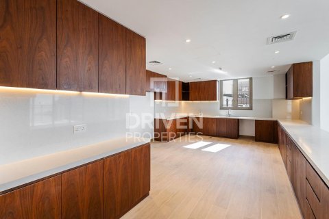 Ático en La Mer, Jumeirah, Dubai, 5 dormitorios, 822.47 m², № 136972 - foto 28
