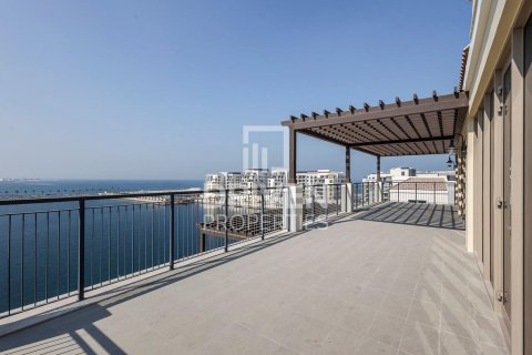 Ático en La Mer, Jumeirah, Dubai, 5 dormitorios, 822.47 m², № 136972 - foto 17