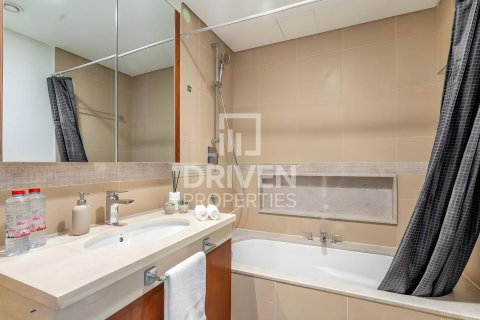 Apartamento en Burj Vista, Downtown Dubai (Downtown Burj Dubai), Dubai, 1 dormitorio, 81.85 m², № 136963 - foto 12