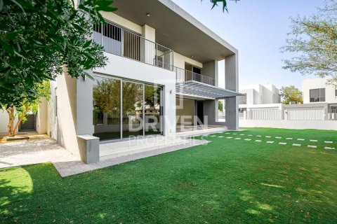 Villa en Sidra Villas, Dubai Hills Estate, Dubai, 5 dormitorios, 395.49 m², № 136973 - foto 26