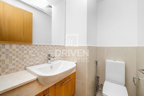 Apartment in Bellevue Towers, Downtown Dubai (Downtown Burj Dubai), Dubai 2 bedrooms, 95.13 sq.m. № 136974 - photo 16