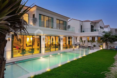 Villa en Jumeirah Golf Estates, Dubai, 5 dormitorios, 650 m², № 105124 - foto 12
