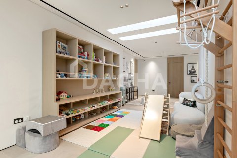 Villa en Jumeirah Golf Estates, Dubai, 5 dormitorios, 650 m², № 105124 - foto 7