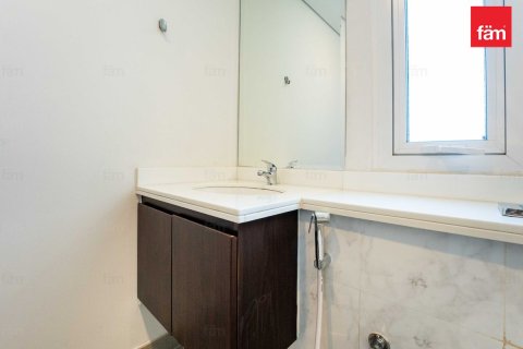 Снять в аренду таунхаус в Дубае: 3 спальни, 187.2м², № 64444 - фото 10