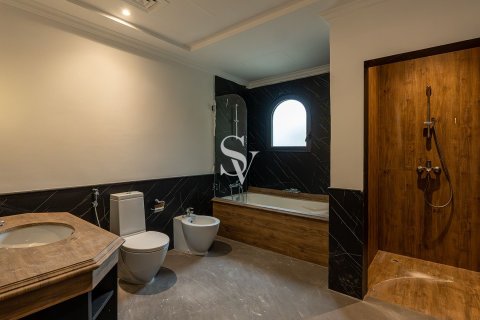 Снять в аренду виллу в Signature Villas, Пальма Джумейра, Дубай: 6 спален, 1242м², № 99886 - фото 3