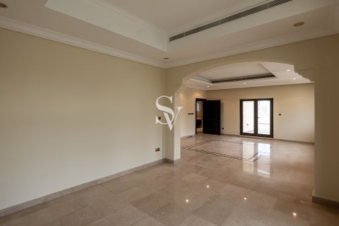 Снять в аренду виллу в Signature Villas, Пальма Джумейра, Дубай: 6 спален, 1242м², № 99886 - фото 4