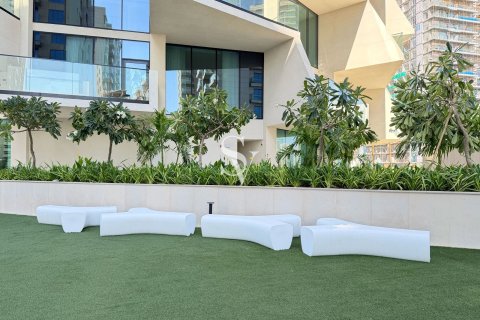 Снять в аренду квартиру в Джумейра Вилладж Серкл, Дубай: 1 спальня, 85м², № 99894 - фото 13