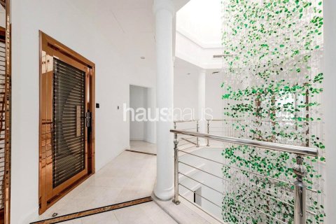 Villa à Garden Homes, Palm Jumeirah, Dubai, 5 chambres, 622 m², № 45073 - photo 1