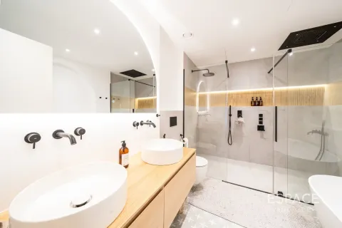 Villa in The Lakes, Dubai 3 bedrooms, 315 sq.m. № 71011 - photo 10