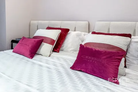 Apartment in Business Bay, Dubai 4 bedrooms, 258 sq.m. № 71012 - photo 13