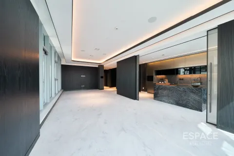 Apartment in Business Bay, Dubai 4 bedrooms, 258 sq.m. № 71012 - photo 7