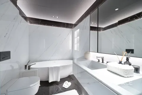 Apartment in Business Bay, Dubai 4 bedrooms, 258 sq.m. № 71012 - photo 16