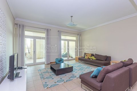 Квартира в Пальме Джумейре, Дубай, 3 спальни, 237.6м², № 113185