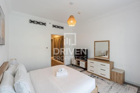 Apartment in Downtown Dubai (Downtown Burj Dubai), Dubai 2 bedrooms, 133.22 sq.m. № 128391 - photo 11