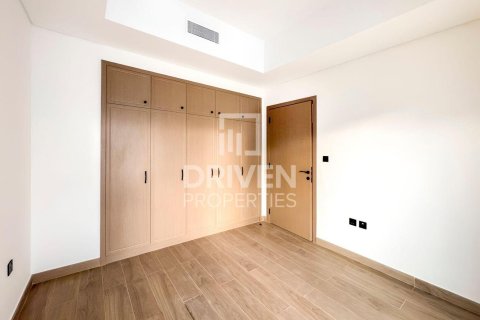 Townhouse in Damac Lagoons, Dubai 5 bedrooms, 301.93 sq.m. № 128390 - photo 2
