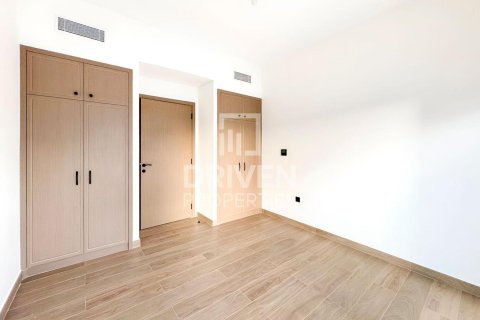 Townhouse in Damac Lagoons, Dubai 5 bedrooms, 301.93 sq.m. № 128390 - photo 8