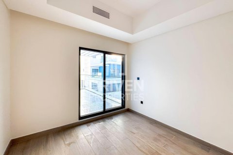 Townhouse in Damac Lagoons, Dubai 5 bedrooms, 301.93 sq.m. № 128390 - photo 12