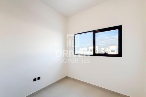 Townhouse in Damac Lagoons, Dubai 5 bedrooms, 301.93 sq.m. № 128390 - photo 11