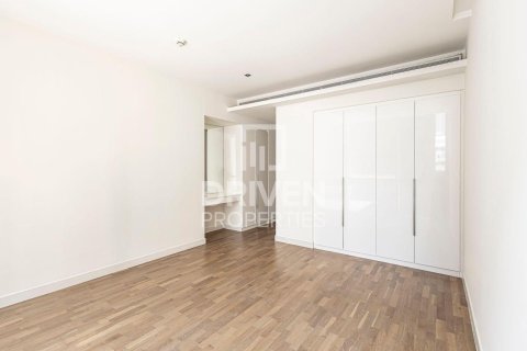 Apartment in City Walk, Dubai 2 bedrooms, 164.81 sq.m. № 128392 - photo 9